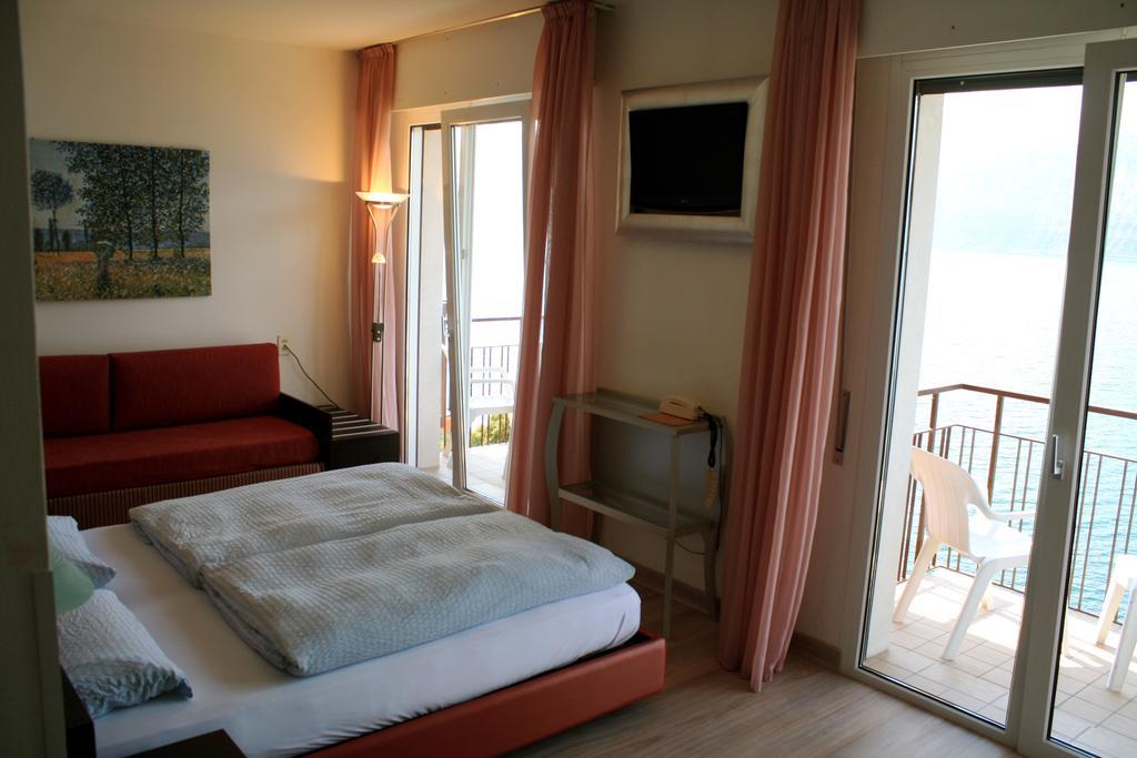 Hotel Villa Carmen Malcesine Room photo